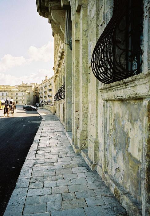 p2006 01 10606105 004m